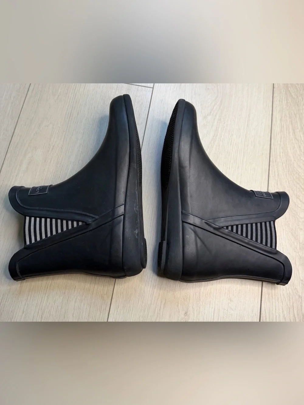 London Fog Black Short Women's Rain Boots with Striped Inner Panel